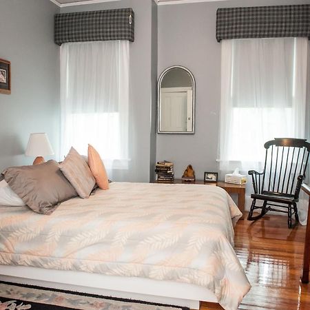 Cedars & Beeches Bed & Breakfast Long Branch Kültér fotó