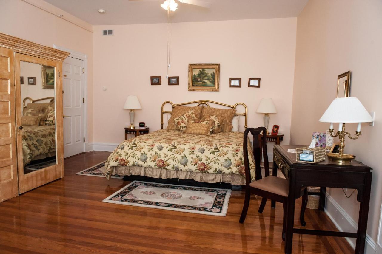 Cedars & Beeches Bed & Breakfast Long Branch Kültér fotó